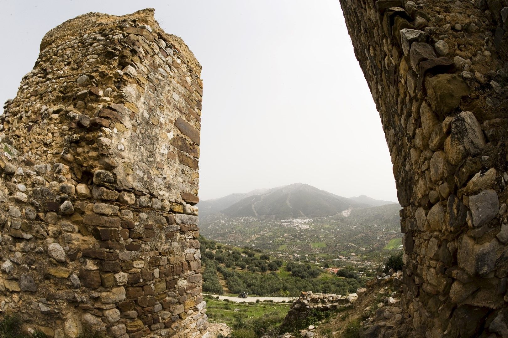 Ruta en moto entre Málaga y Granada con Ruralka