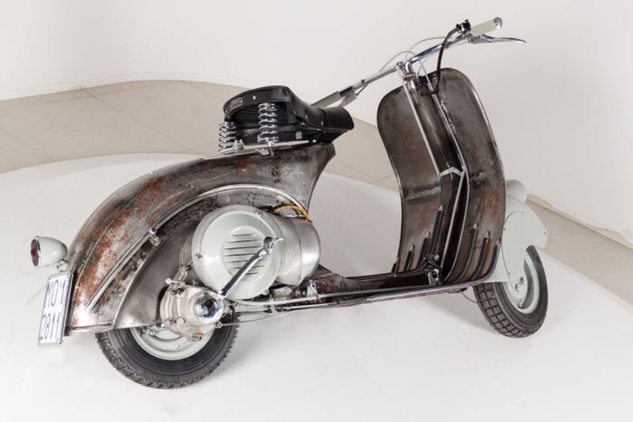 Vespa 98 Número 3 a subasta