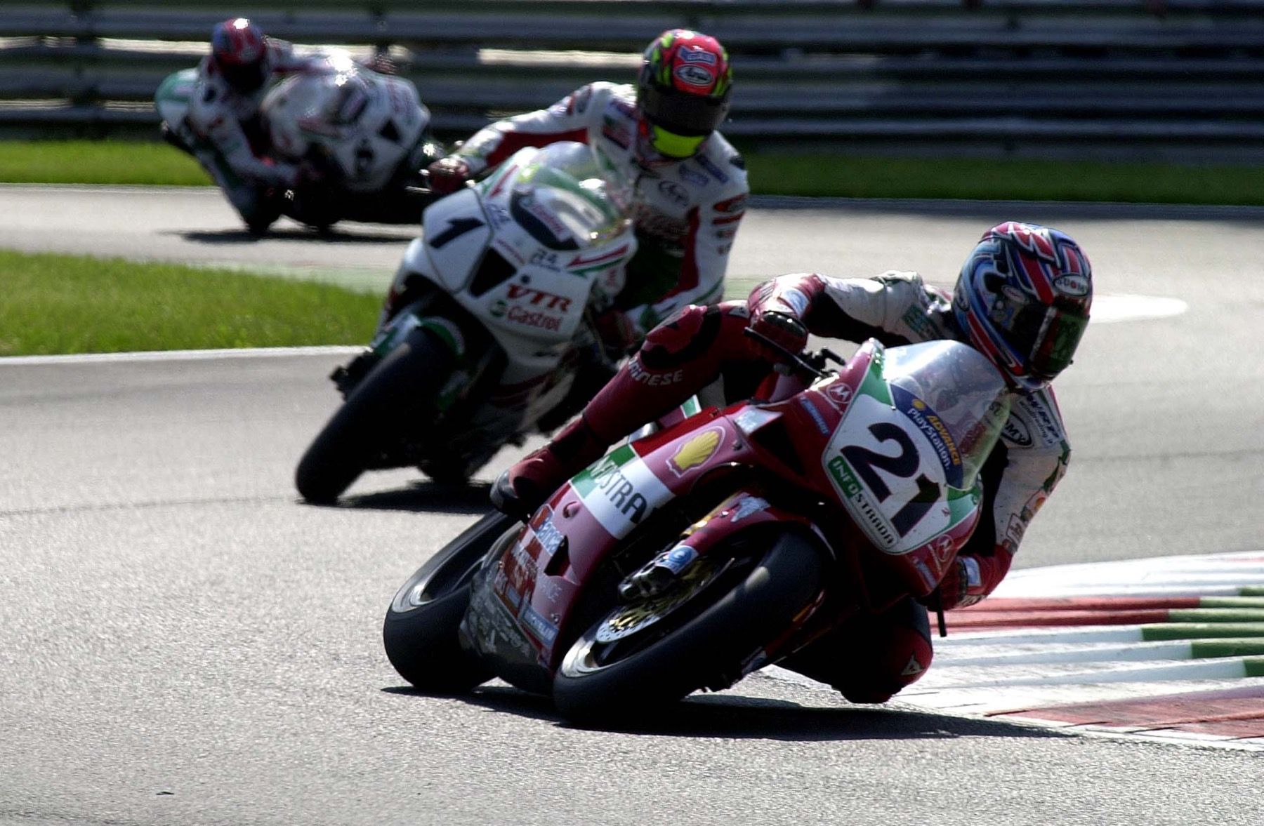 Troy Bayliss, su carrera en fotos