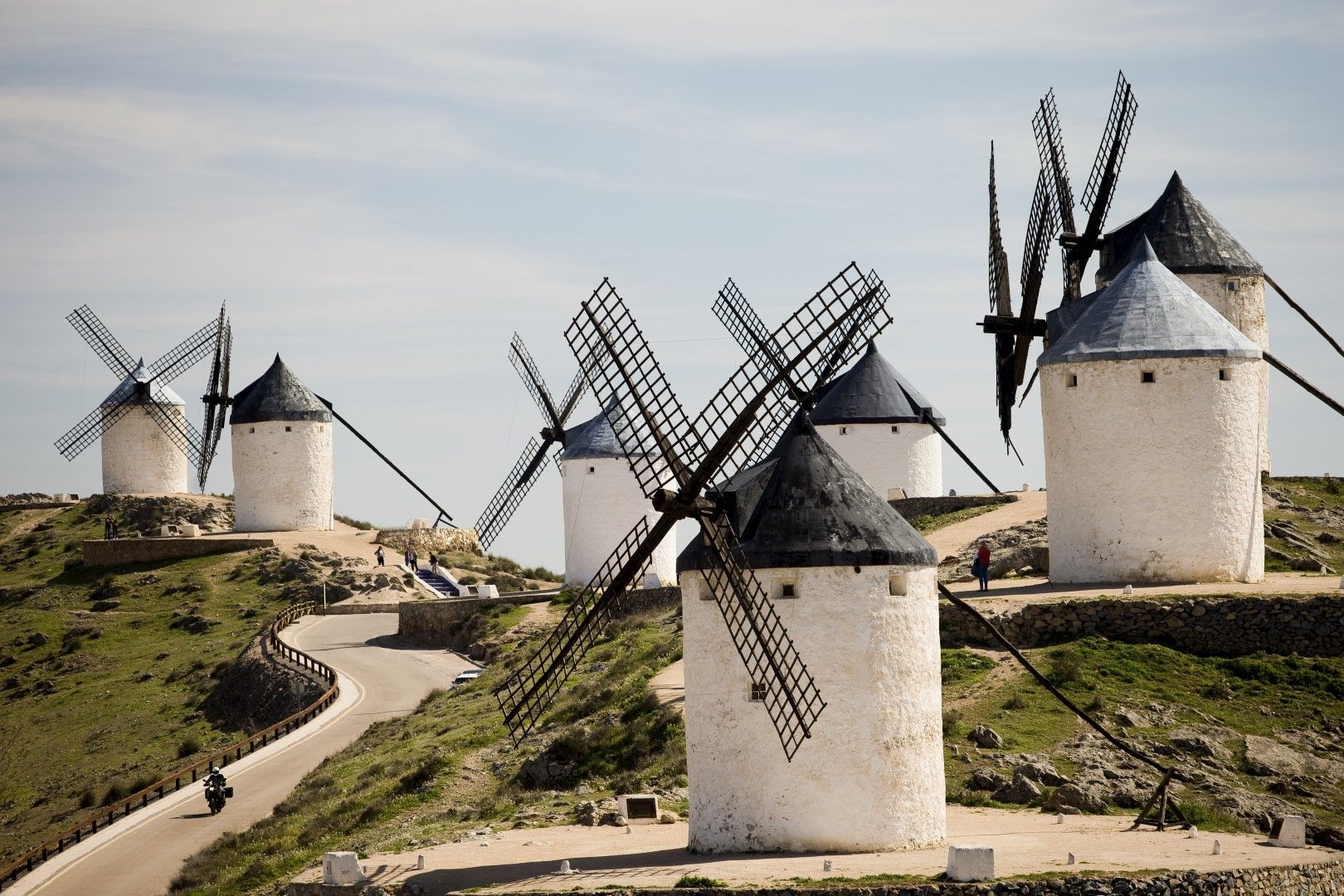 Ruta en moto en tierras de molinos y castillos