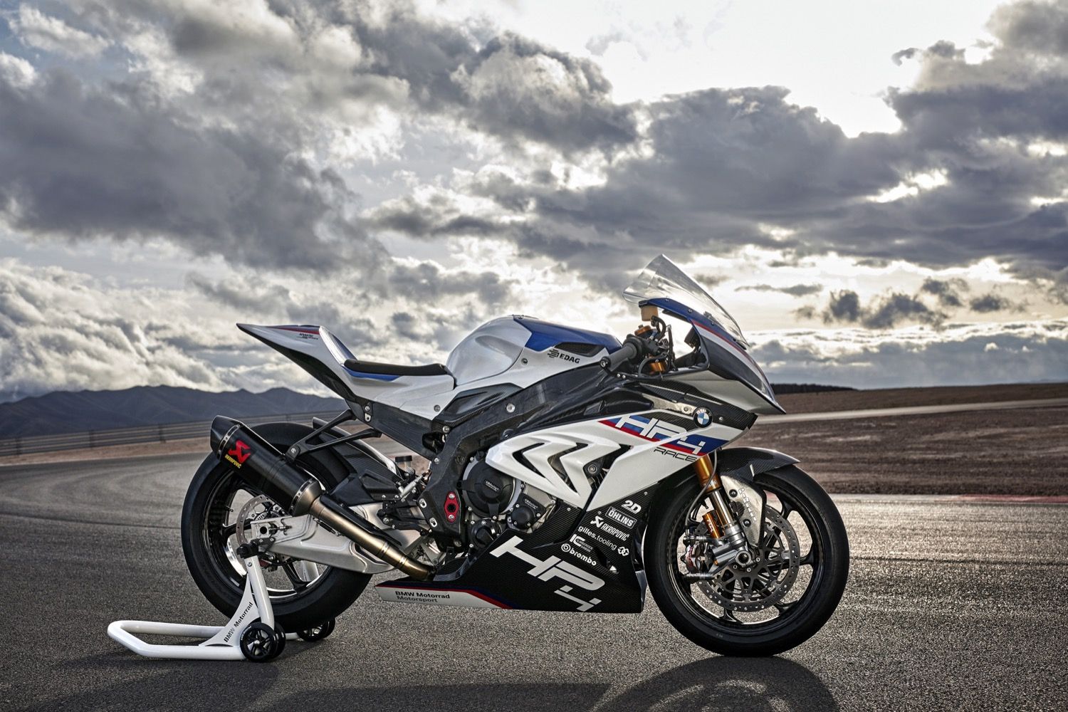 BMW HP4 Race 2017