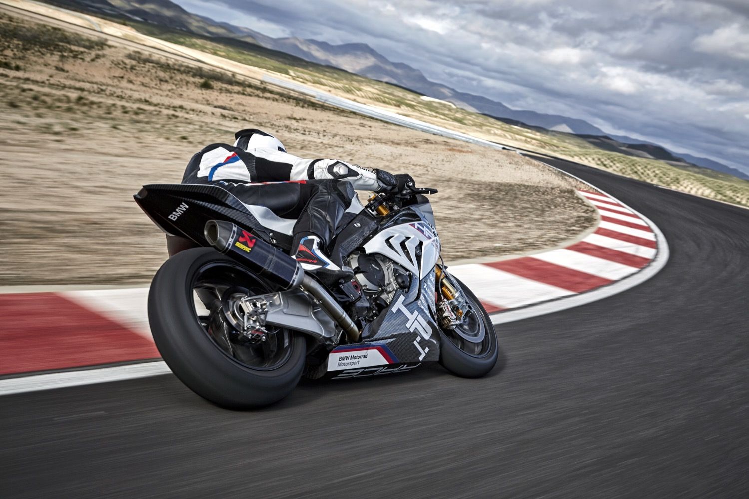 BMW HP4 Race 2017