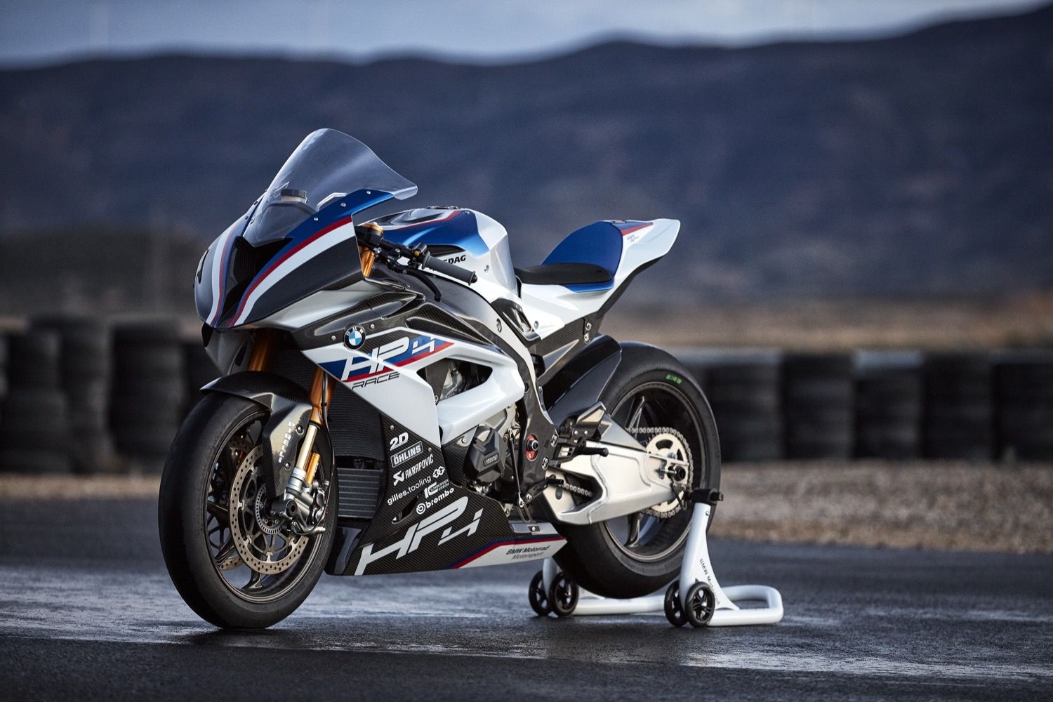 BMW HP4 Race 2017
