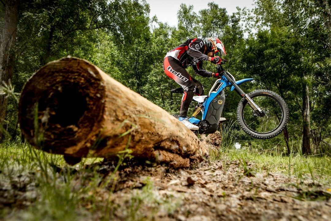BULTACO BRINCO R 2017