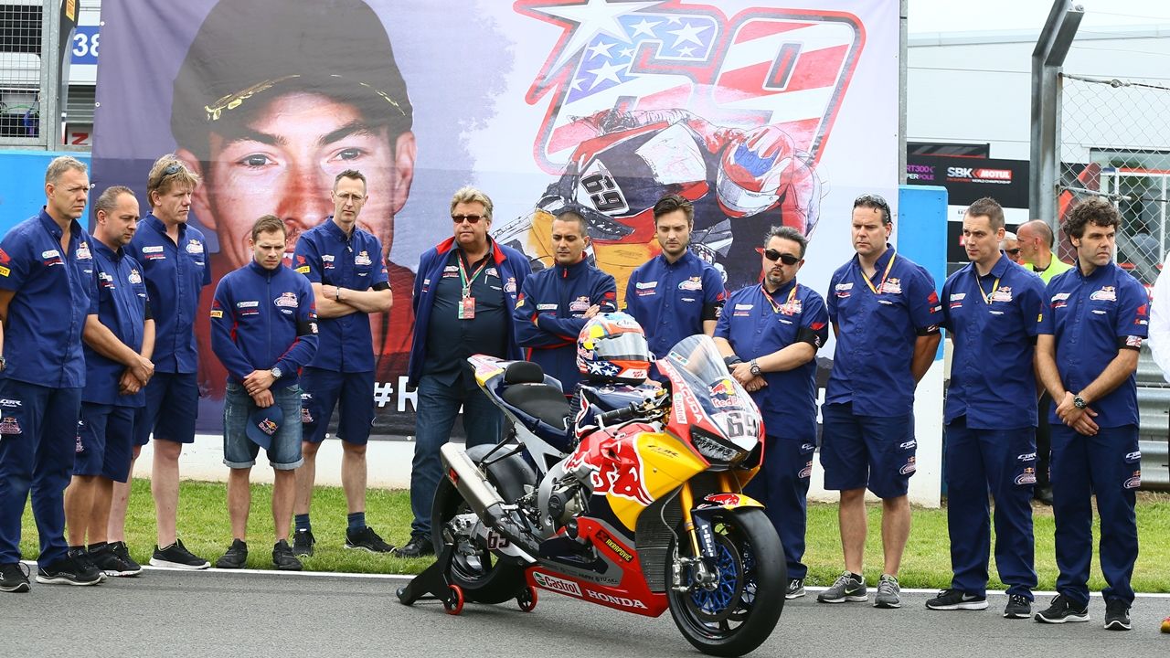 La ronda de Donington del WorldSBK, en fotos
