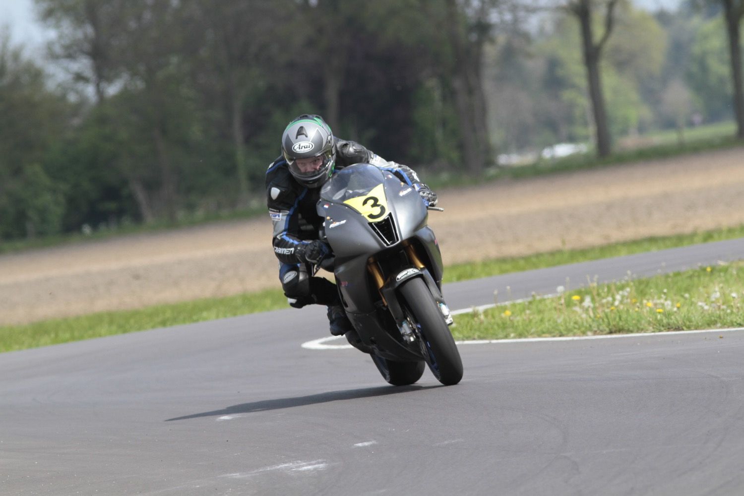 Aprilia RDV500 en acción