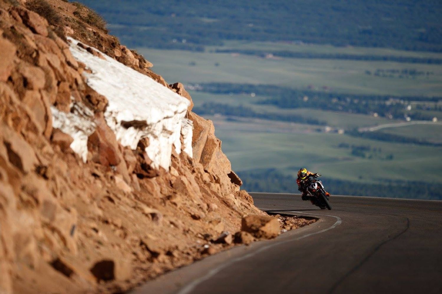 KTM 1290 Super Duke R en Pikes Peak