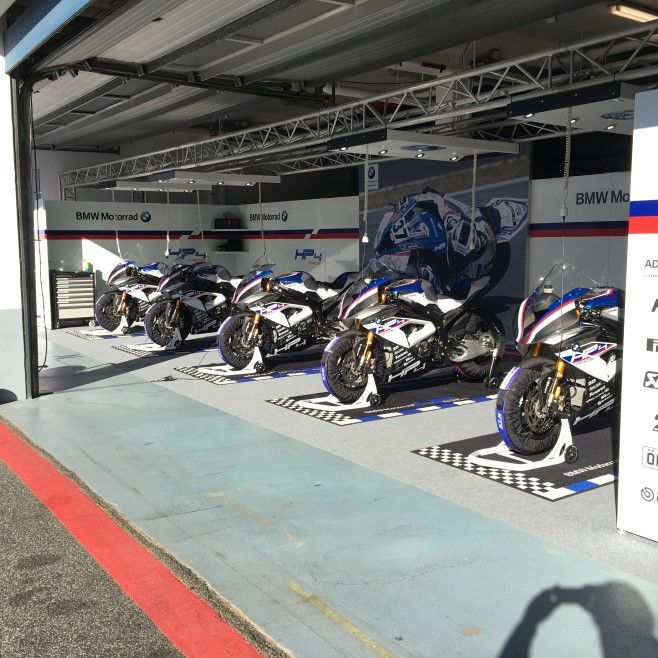BMW HP4 RACE 2017, fotos