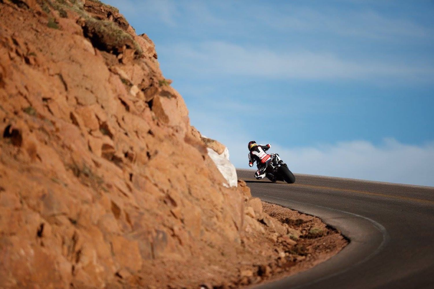 KTM 1290 Super Duke R en Pikes Peak