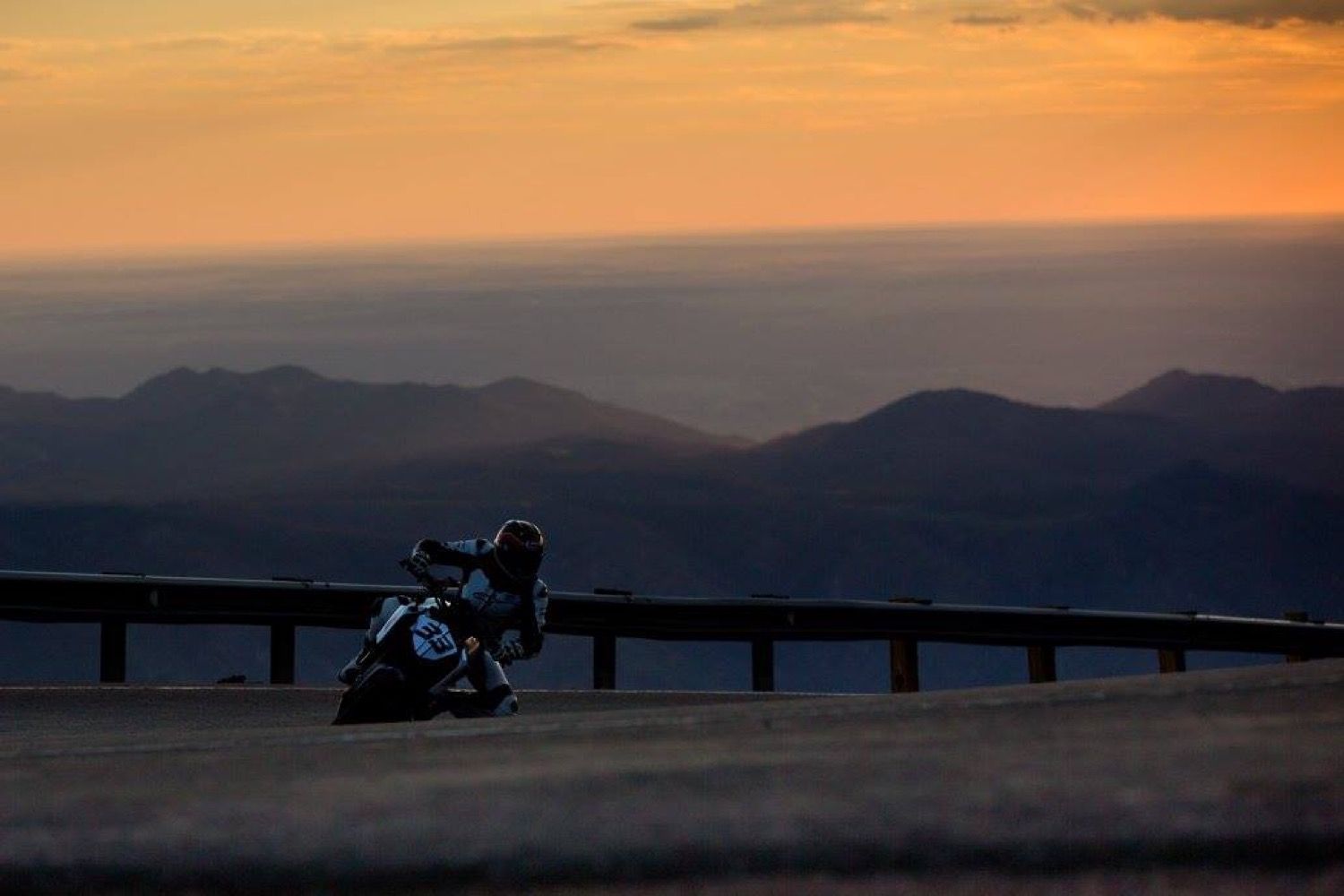 KTM 1290 Super Duke R en Pikes Peak