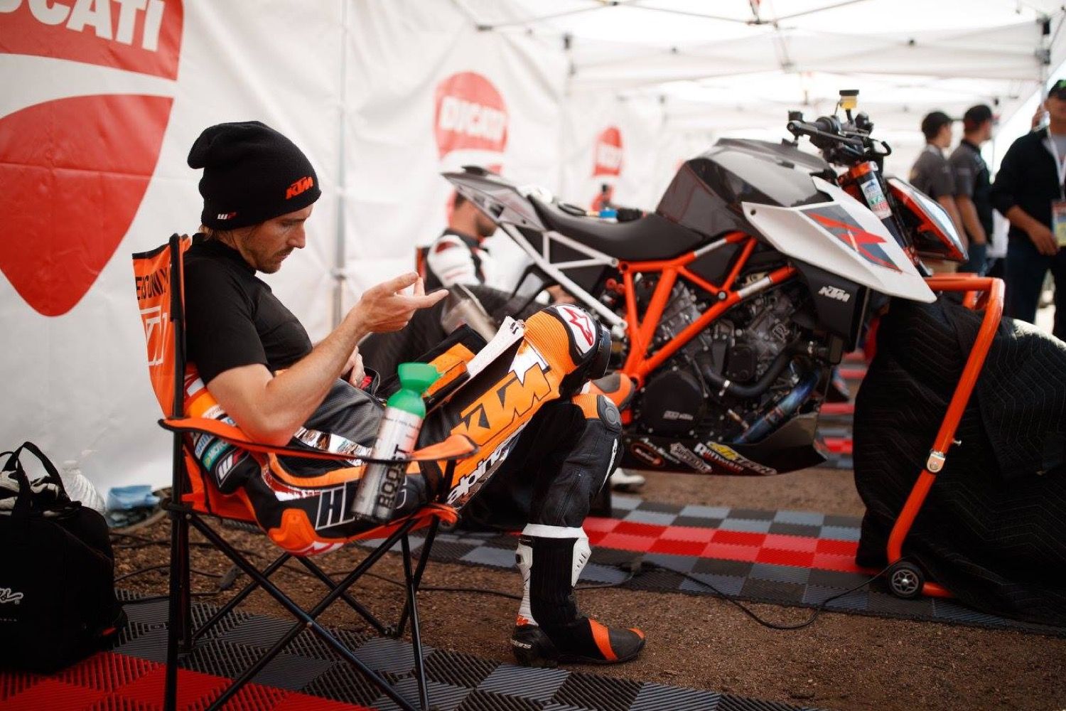 KTM 1290 Super Duke R en Pikes Peak