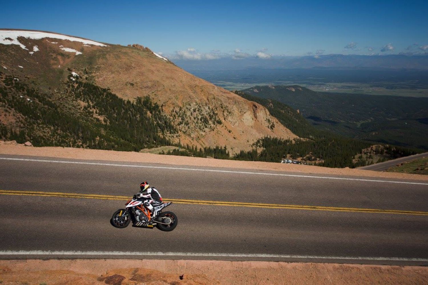 KTM 1290 Super Duke R en Pikes Peak