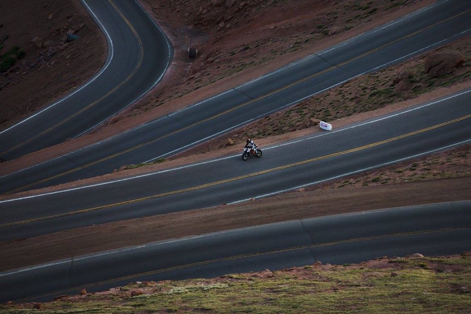 KTM 1290 Super Duke R en Pikes Peak
