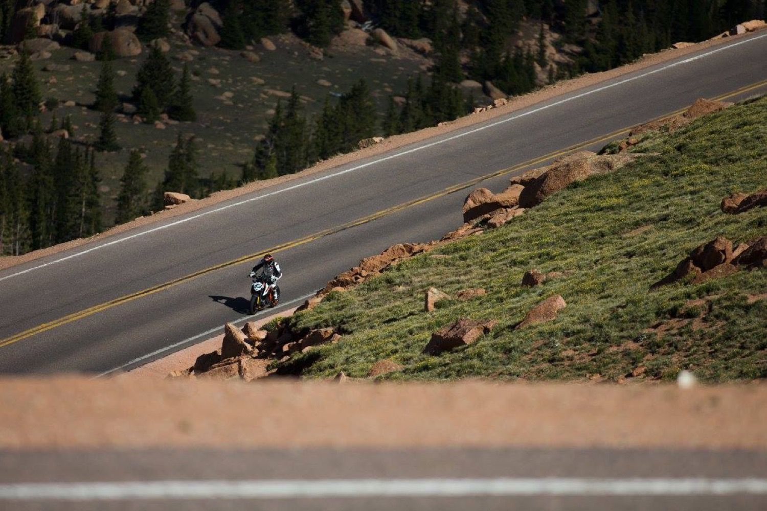 KTM 1290 Super Duke R en Pikes Peak