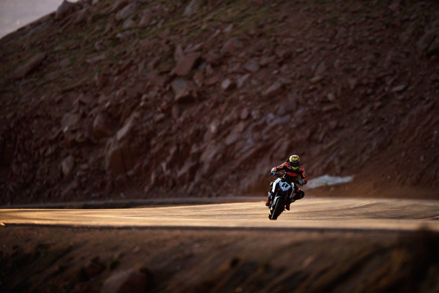 KTM 1290 Super Duke R en Pikes Peak