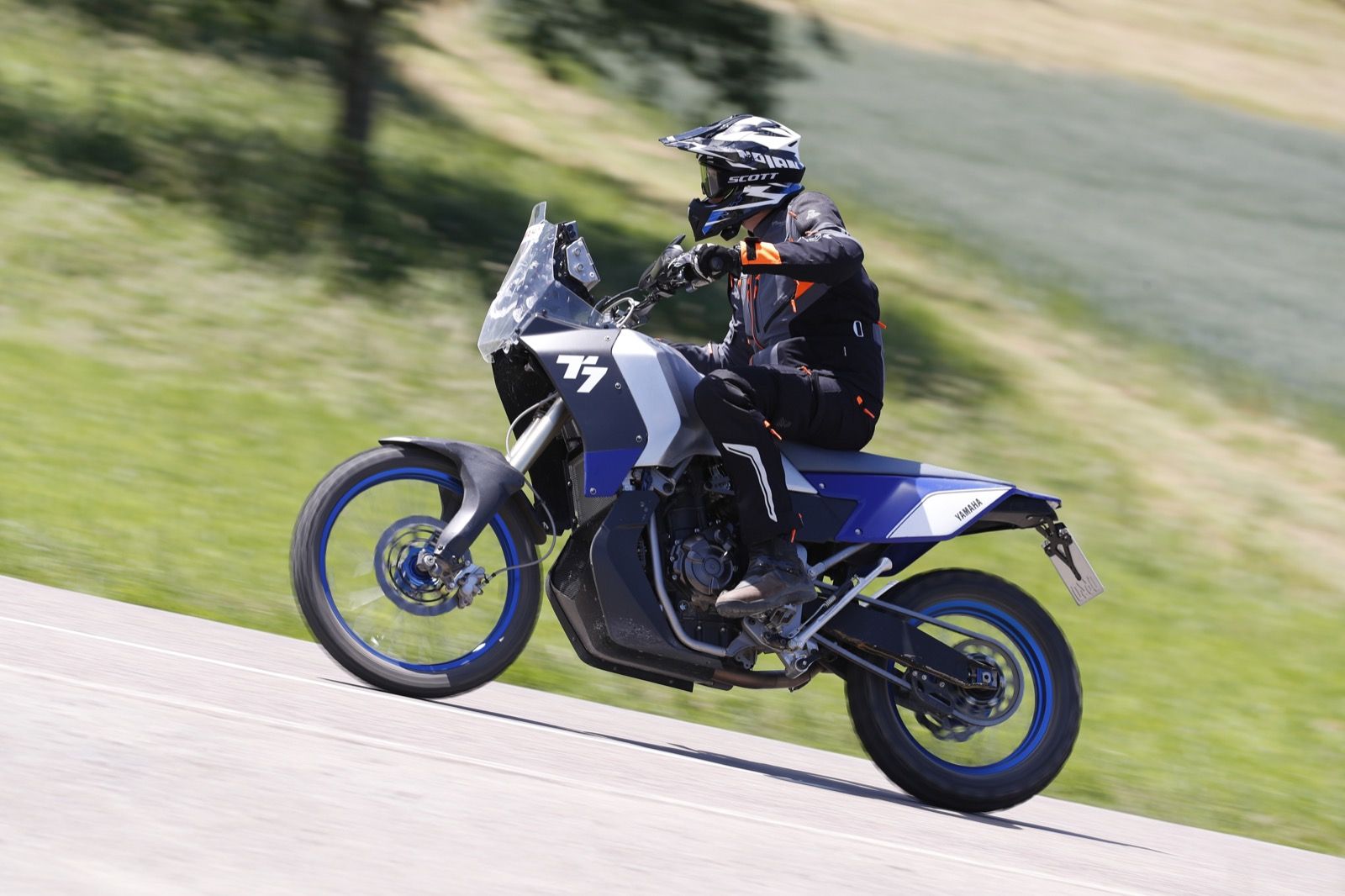 Galería Yamaha XT700Z Ténéré