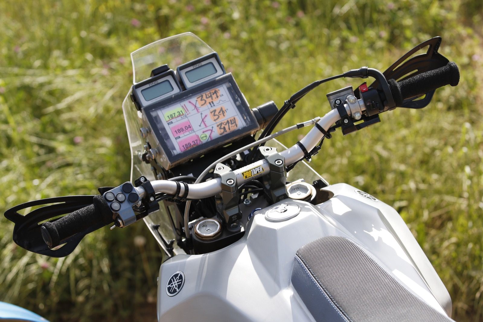 Galería Yamaha XT700Z Ténéré