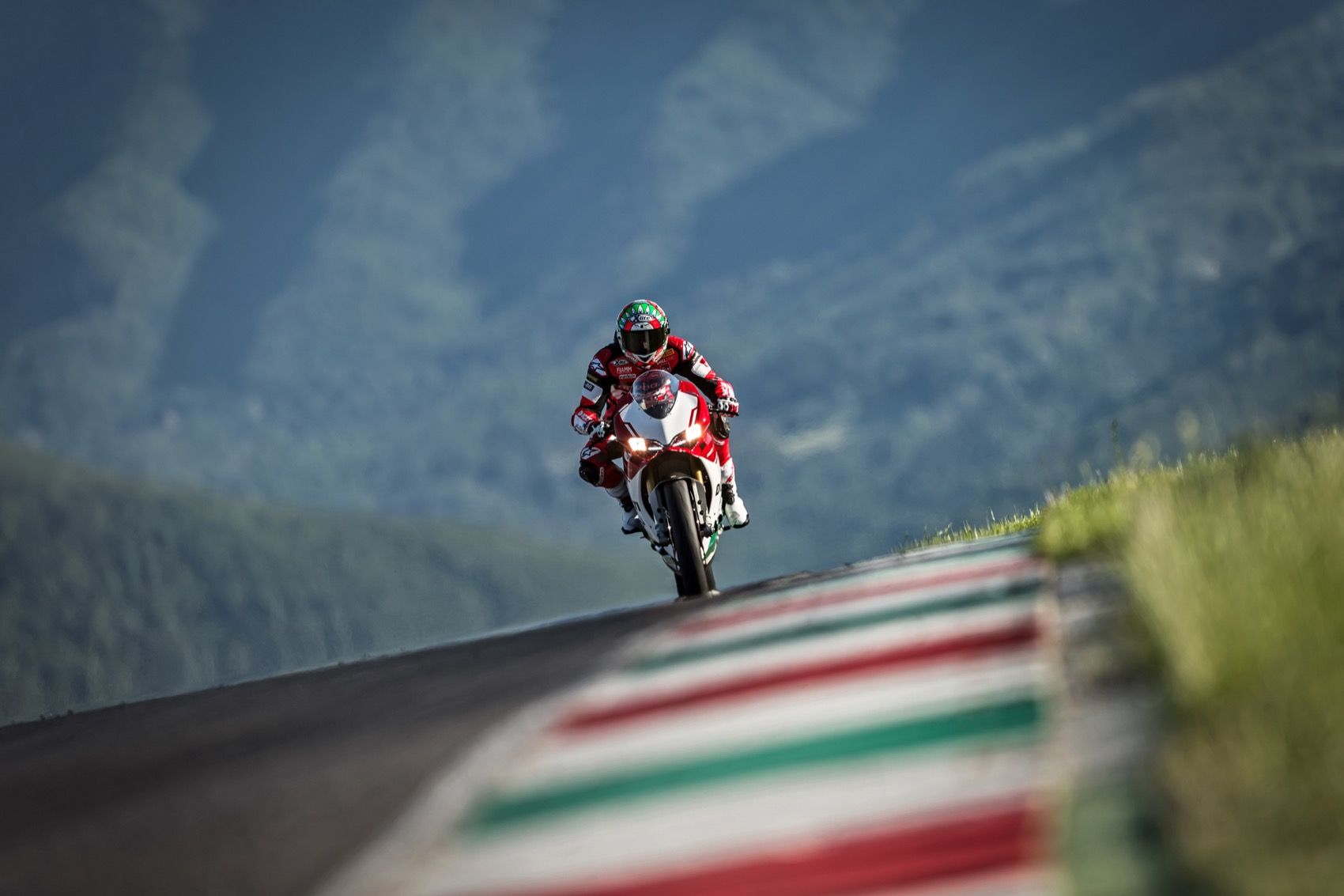 Ducati 1299 Panigale R Final Edition Acción