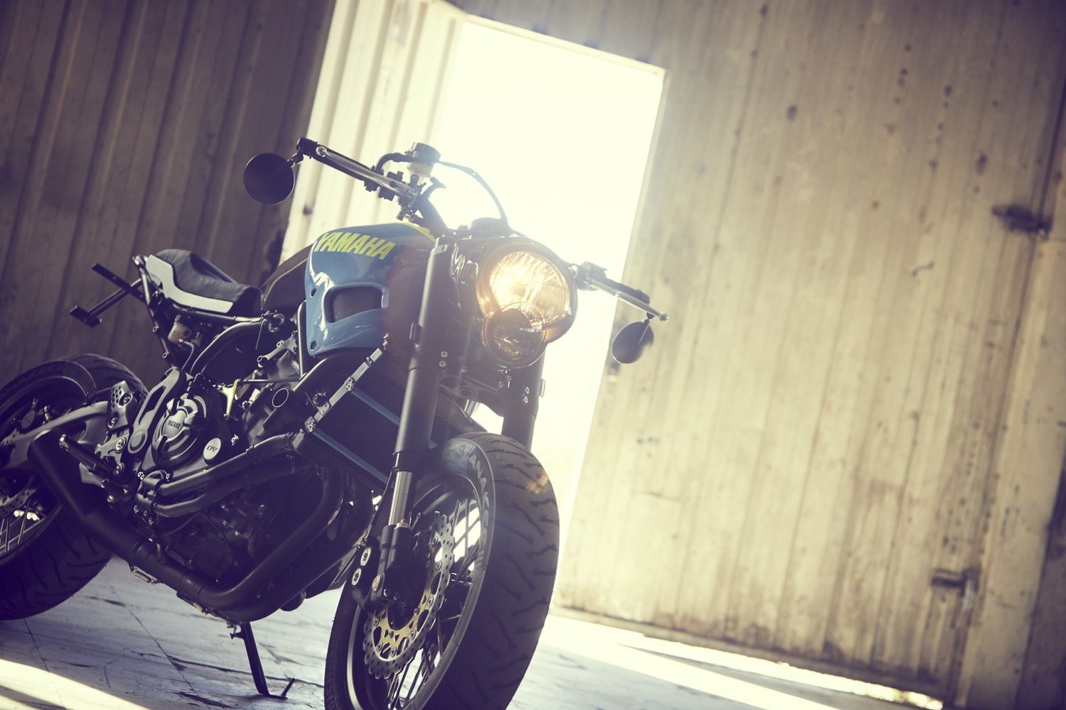 Yamaha XSR700 OTOKOMAE by Ad Hoc