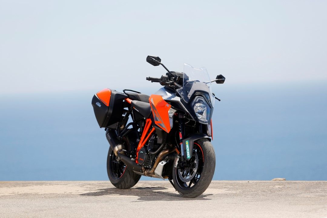 KTM 1290 Super Duke GT, Dolomitas a Costa Brava. Fotos