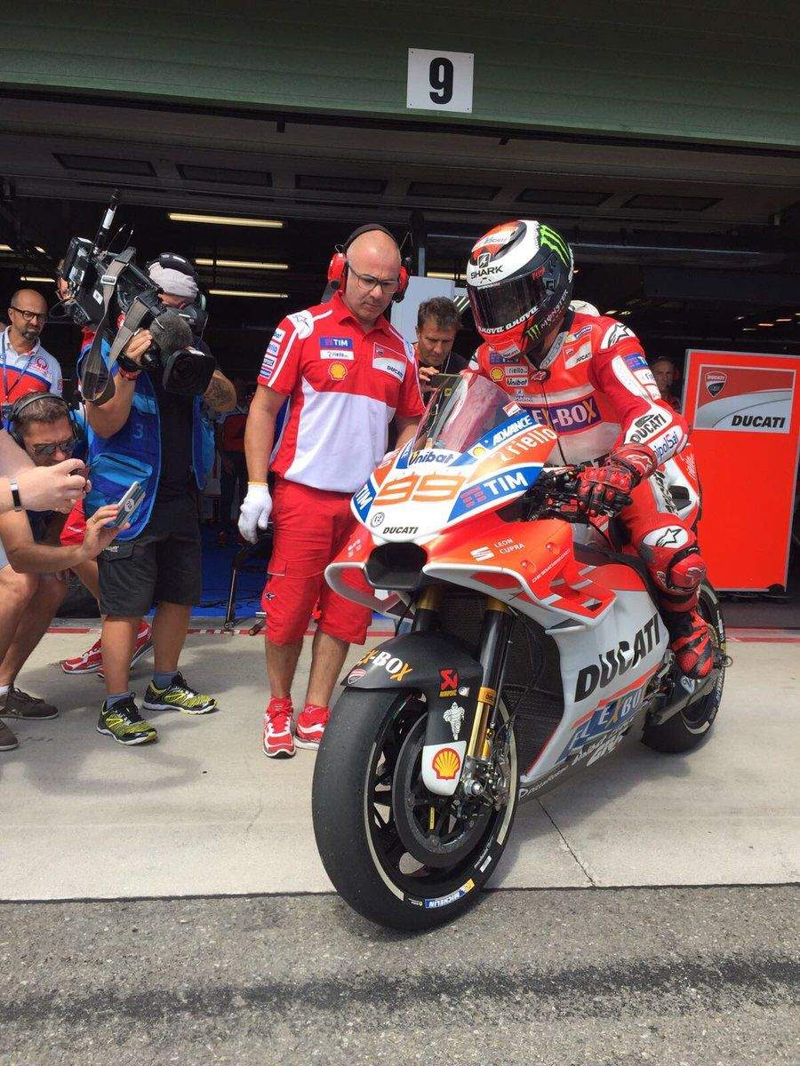 Nuevo carenado Ducati GP17