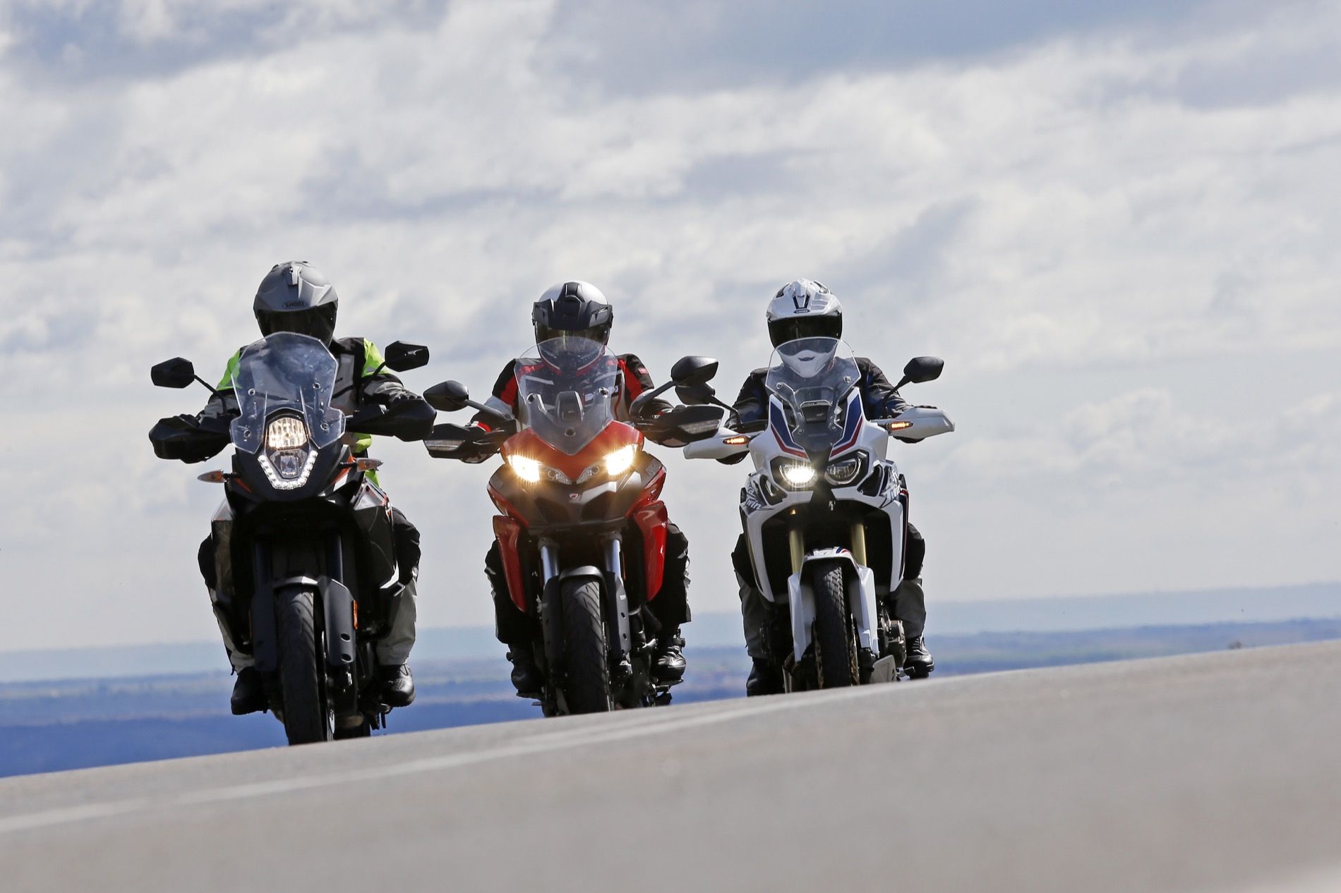 Comparativa Trail: Africa Twin vs MTS 950 vs 1090 Adv
