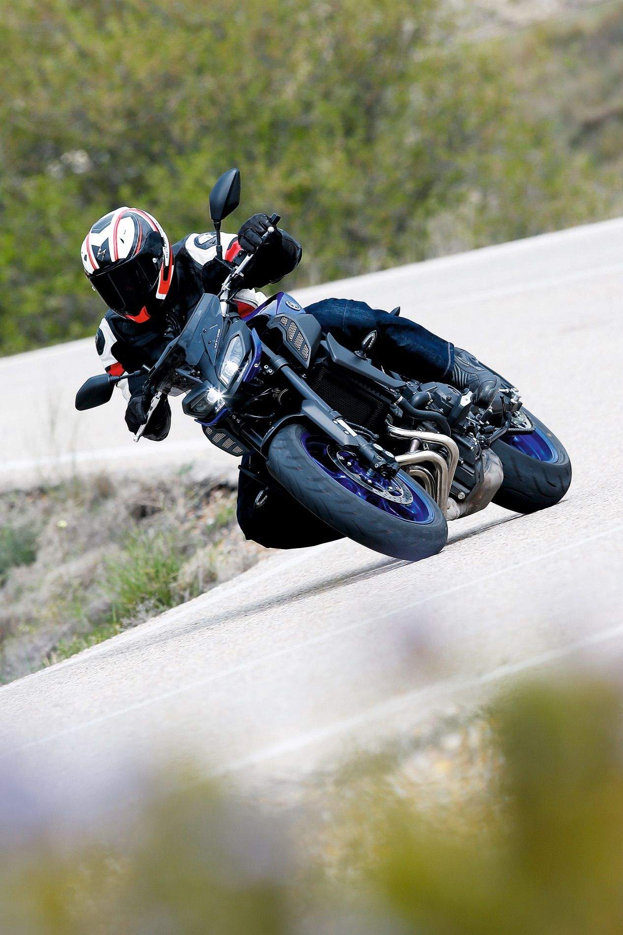 Comparativa Naked: Kawasaki Z900, Yamaha MT09, BMW F 800 R, Suzuki GSX-S 750