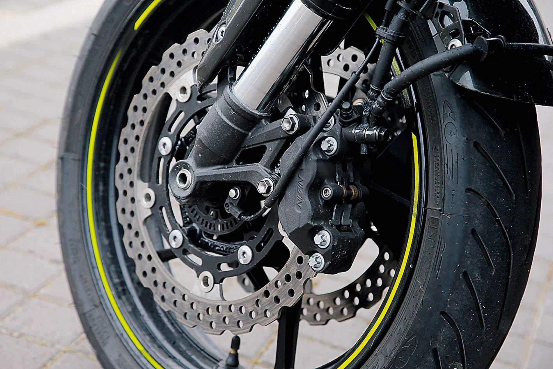 Comparativa Naked: Kawasaki Z900, Yamaha MT09, BMW F 800 R, Suzuki GSX-S 750