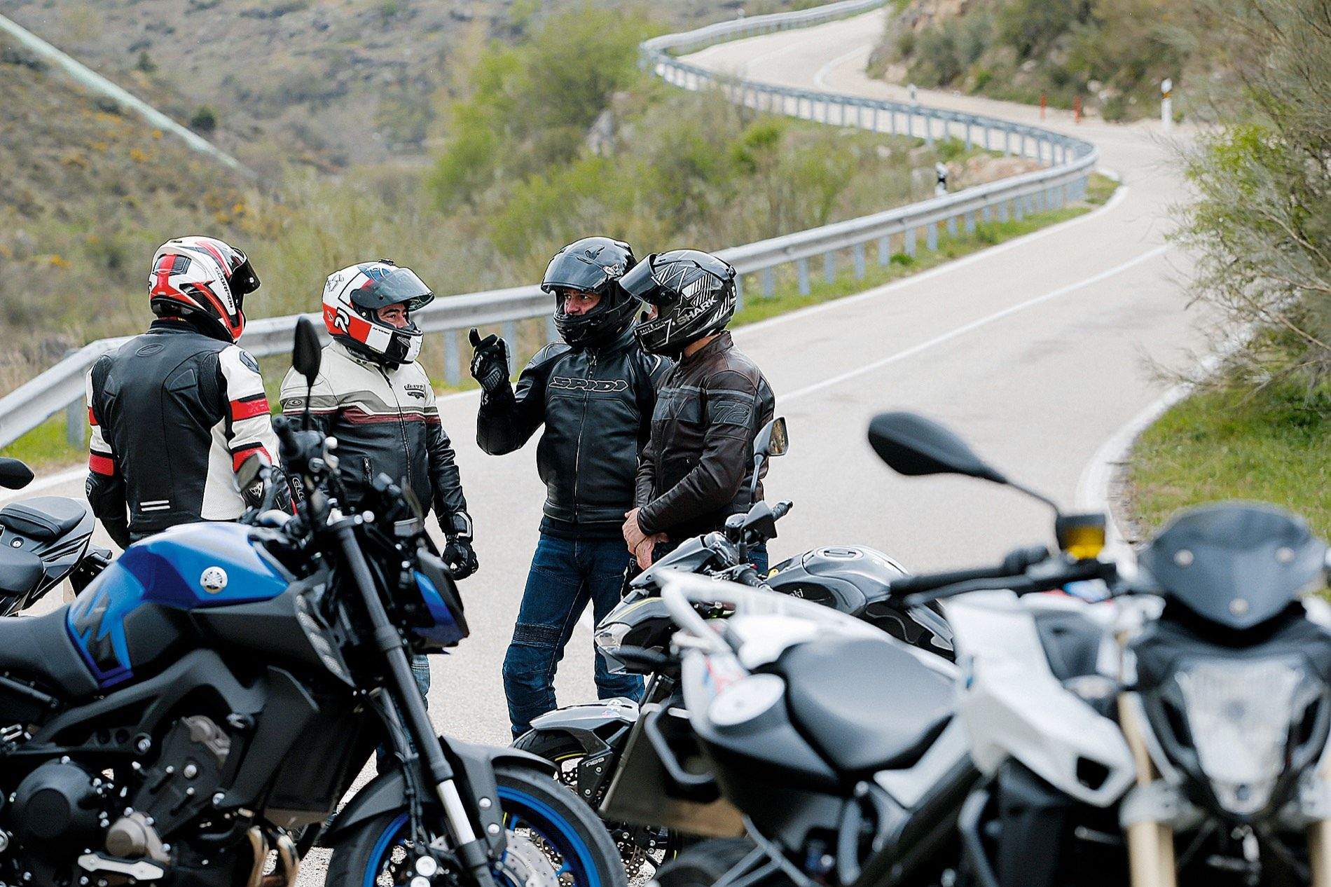 Comparativa Naked: Kawasaki Z900, Yamaha MT09, BMW F 800 R, Suzuki GSX-S 750