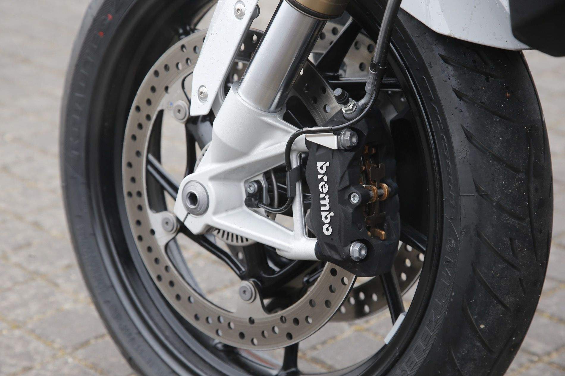 Comparativa Naked: Kawasaki Z900, Yamaha MT09, BMW F 800 R, Suzuki GSX-S 750