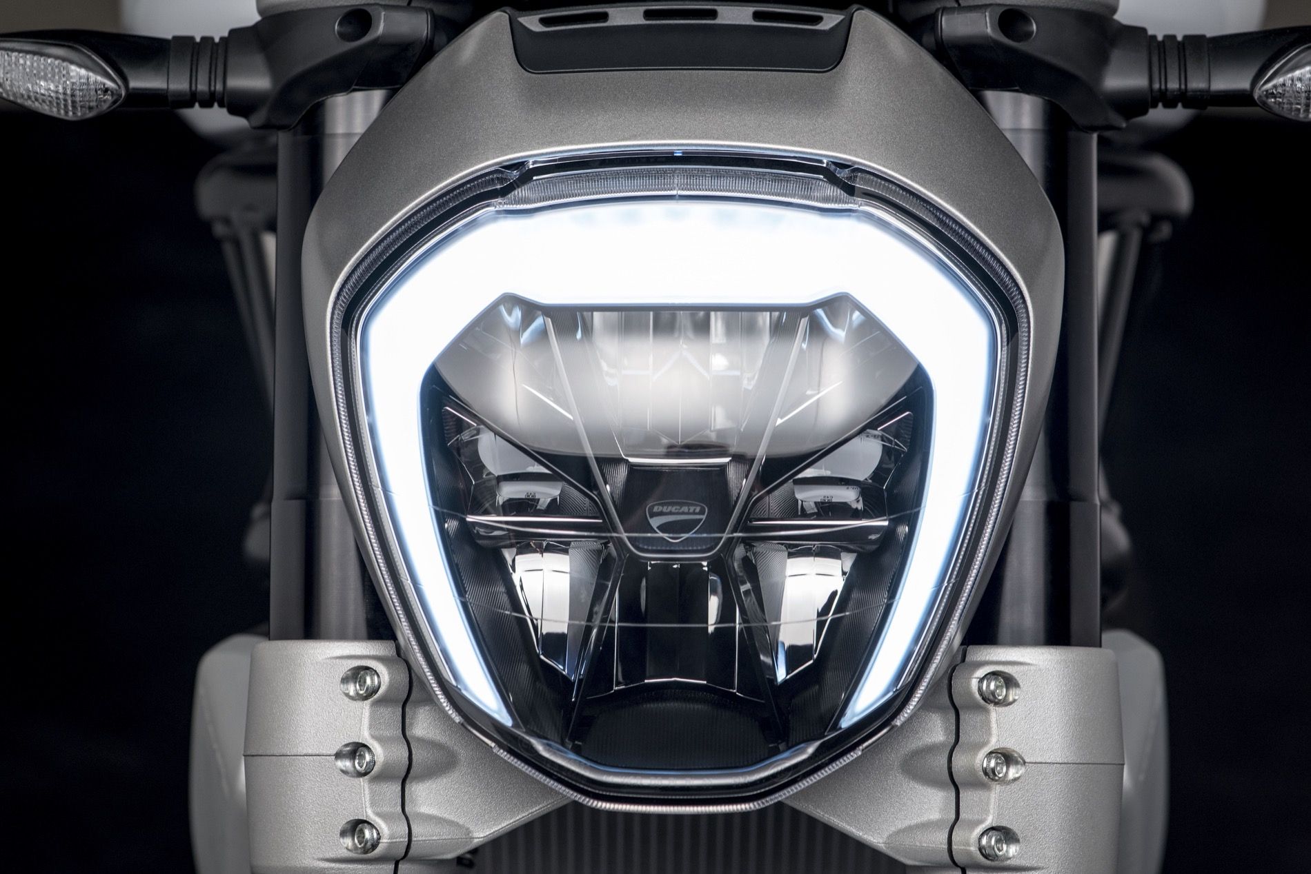 Ducati XDiavel S Banco Iceberg