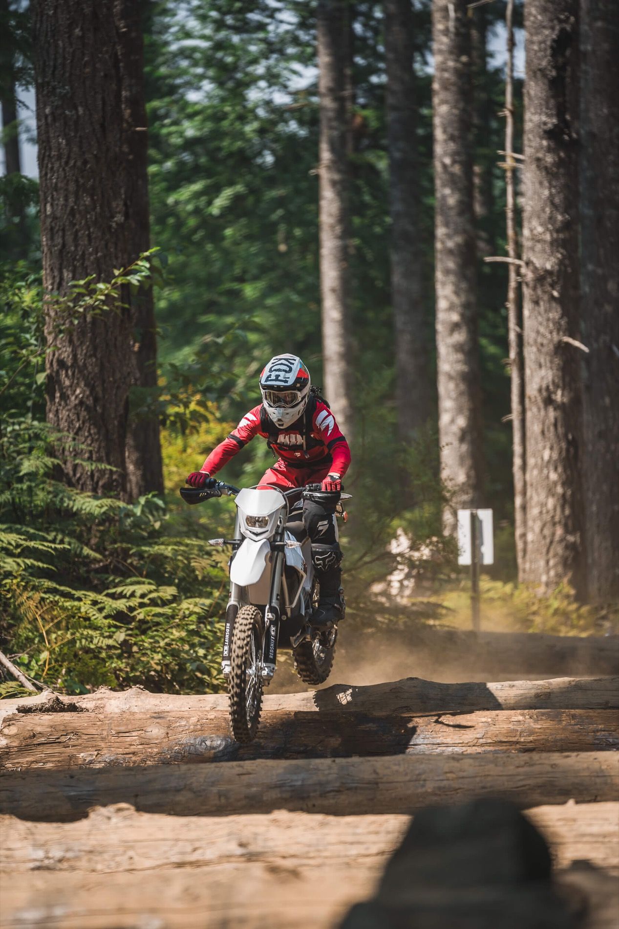 Alta Redshift EX, una enduro eléctrica de récords