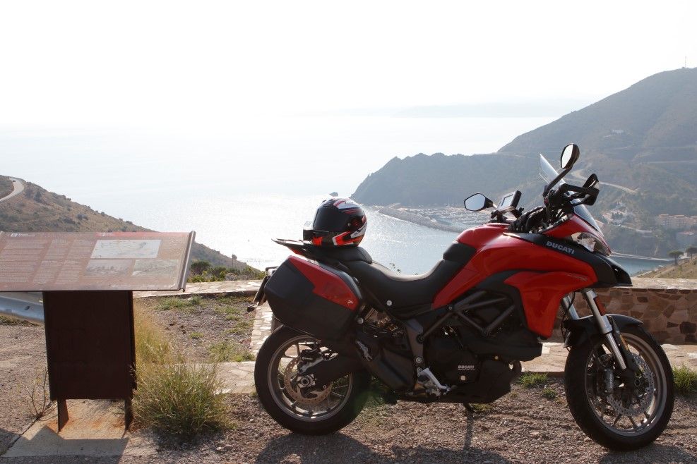 Travesía DosMares Ducati: Pirineos en moto