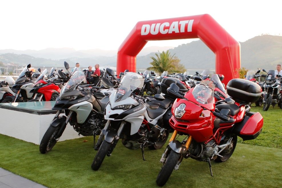 Travesía DosMares Ducati: Pirineos en moto