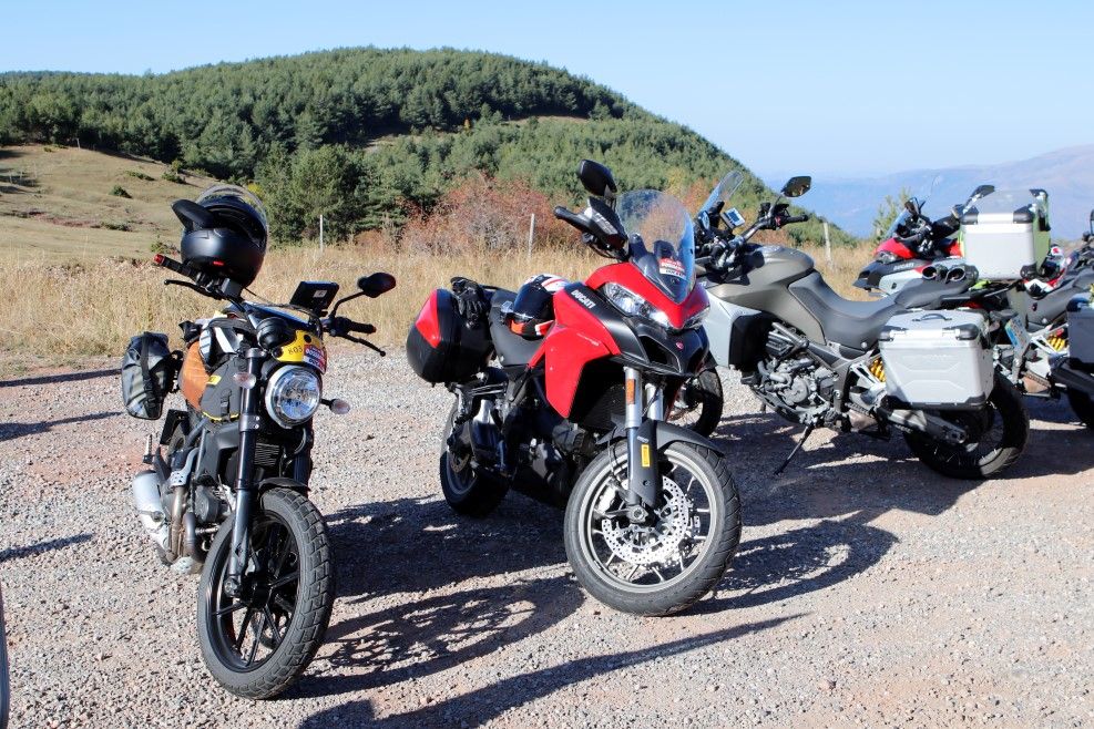 Travesía DosMares Ducati: Pirineos en moto