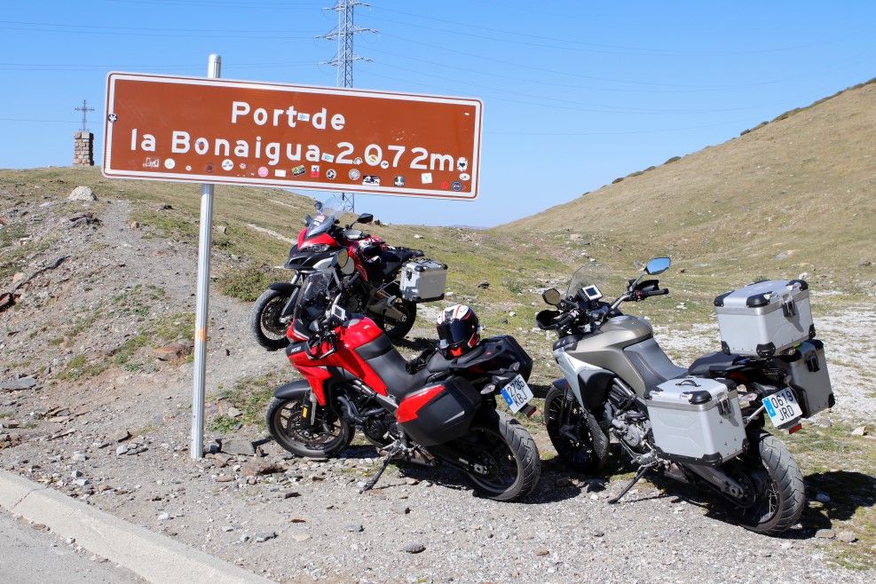 Travesía DosMares Ducati: Pirineos en moto