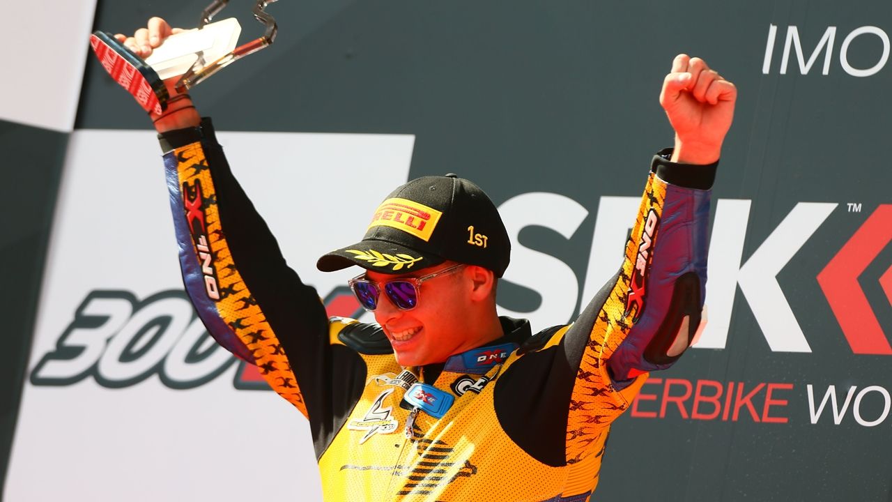 Marc García, campeón del mundo de Supersport 300