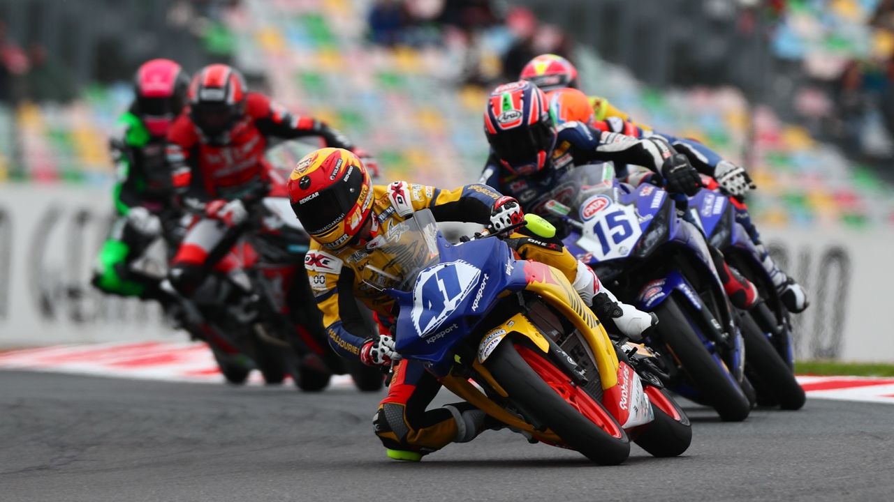 Marc García, campeón del mundo de Supersport 300