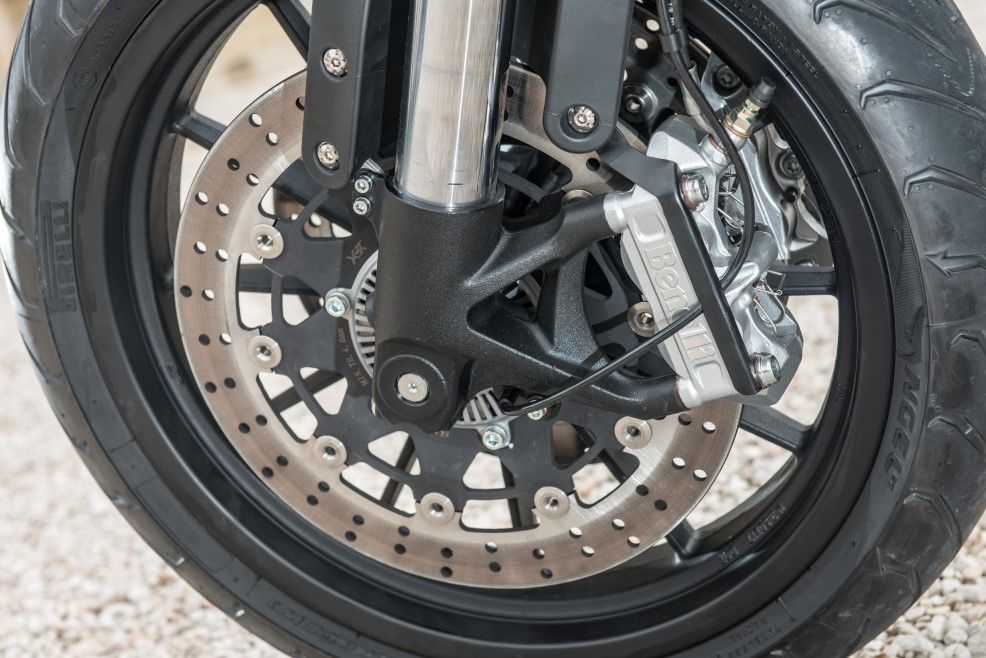 Benelli Leoncino 502