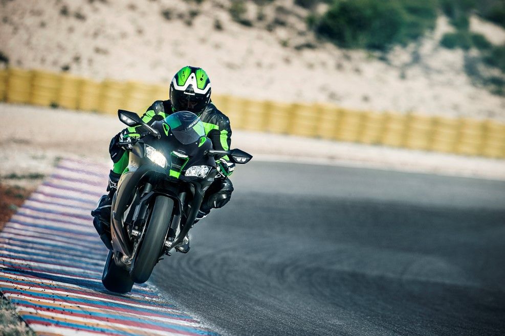 Kawasaki Ninja ZX-10R SE 2018. Fotos