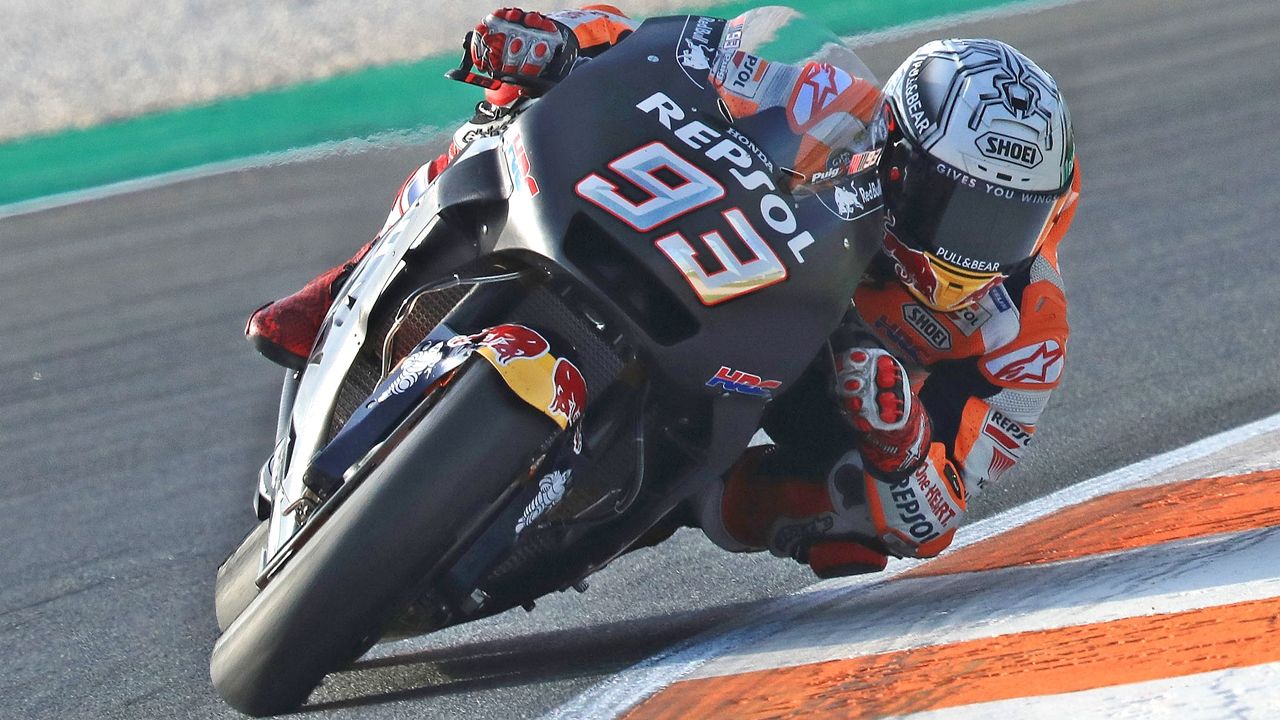 Los pilotos de MotoGP 2018, en Valencia