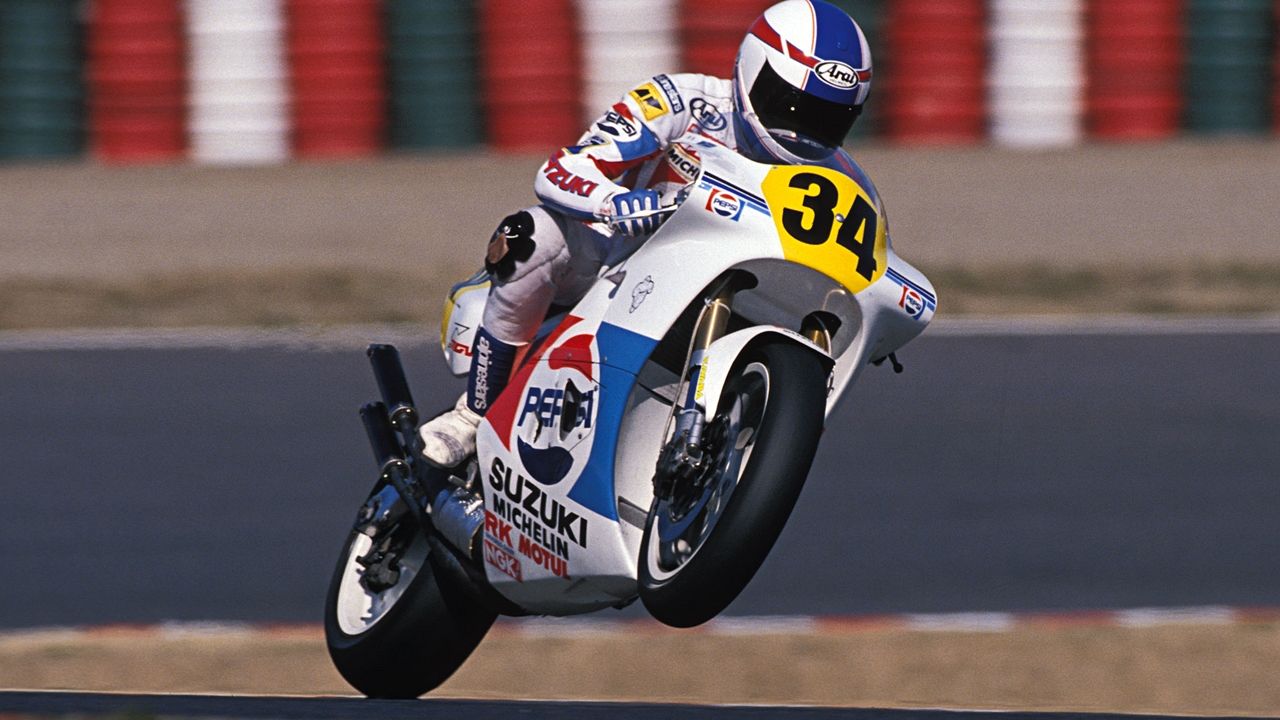 Restauración Suzuki RGV500 1989 Kevin Schwantz