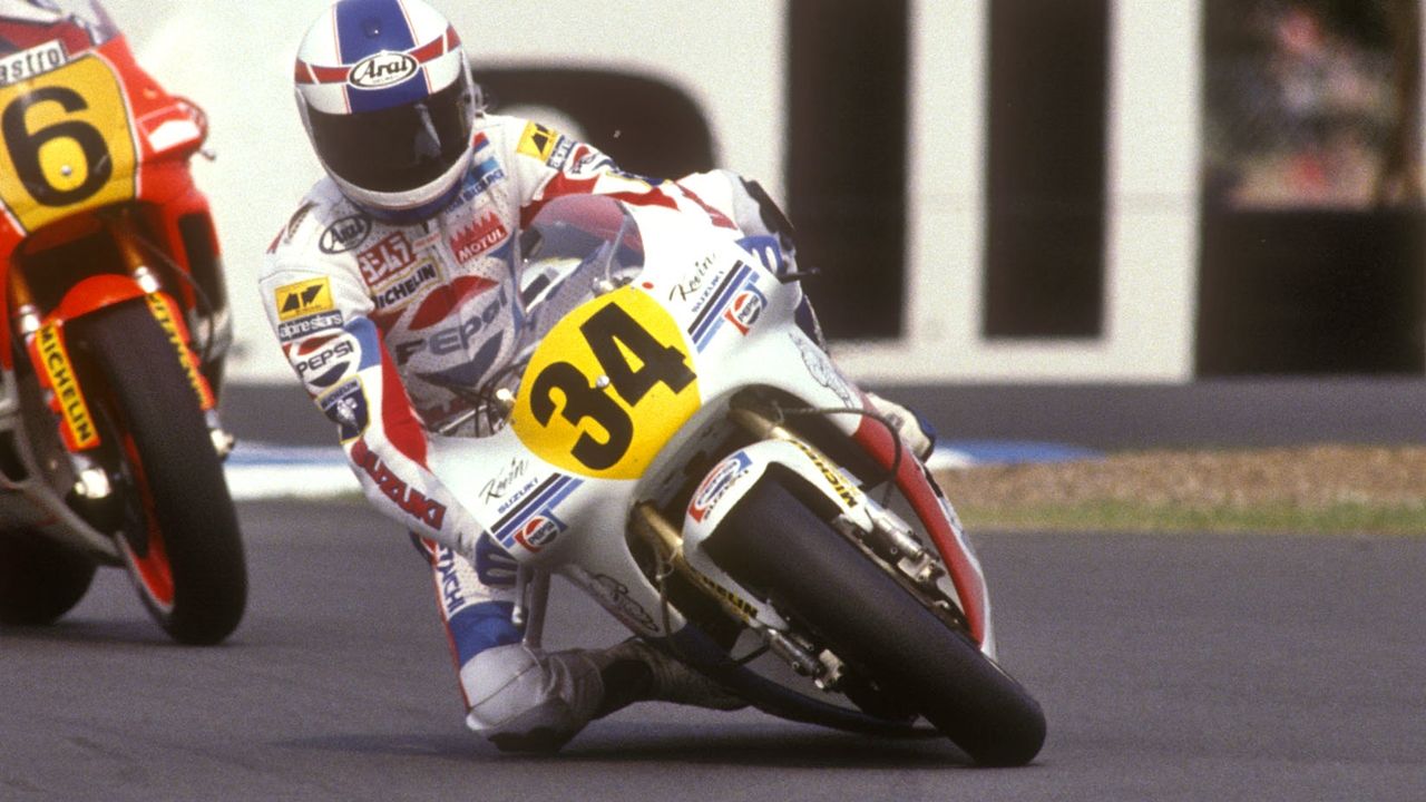 Restauración Suzuki RGV500 1989 Kevin Schwantz