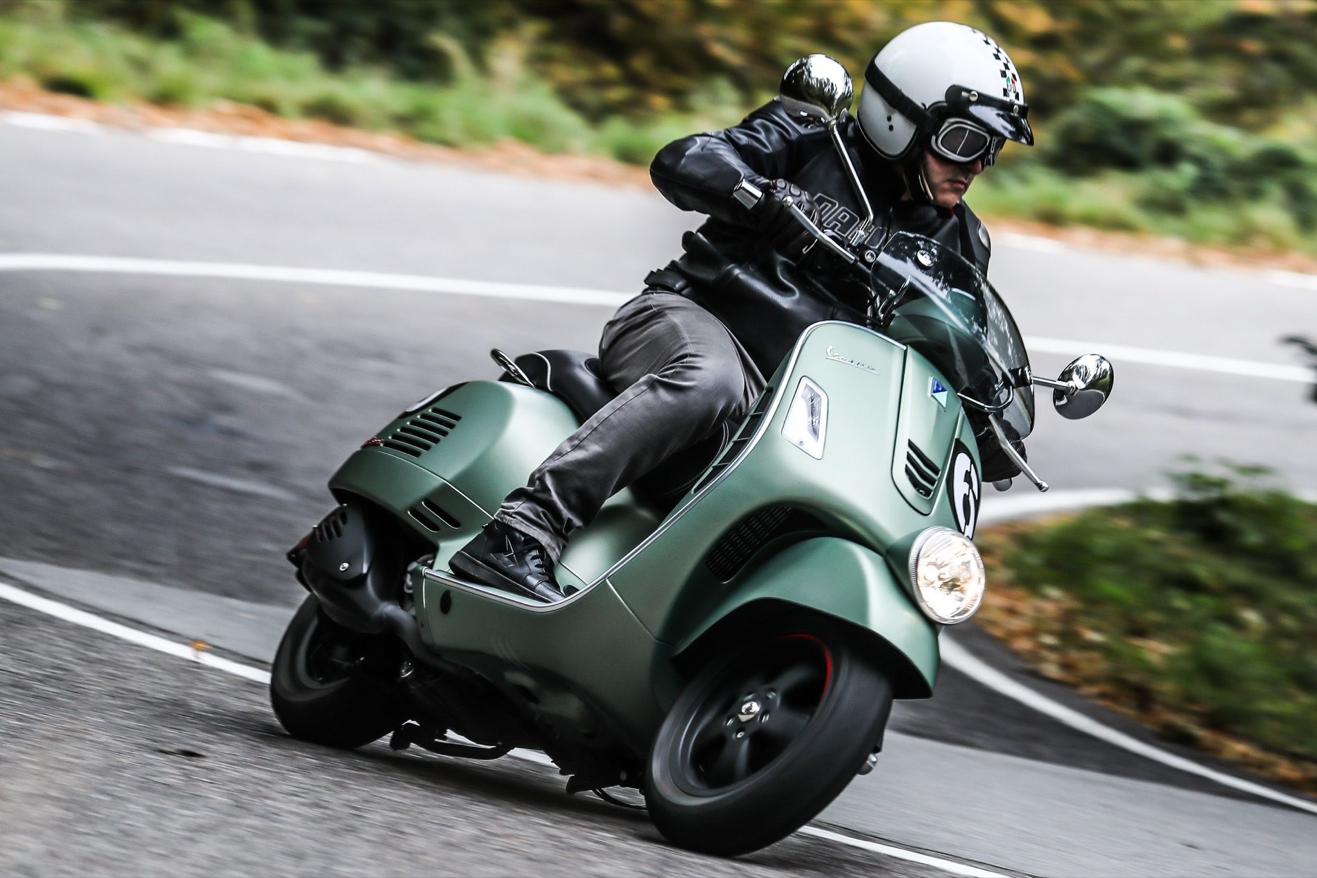 Vespa Sei Giorni, prueba y primeras impresiones