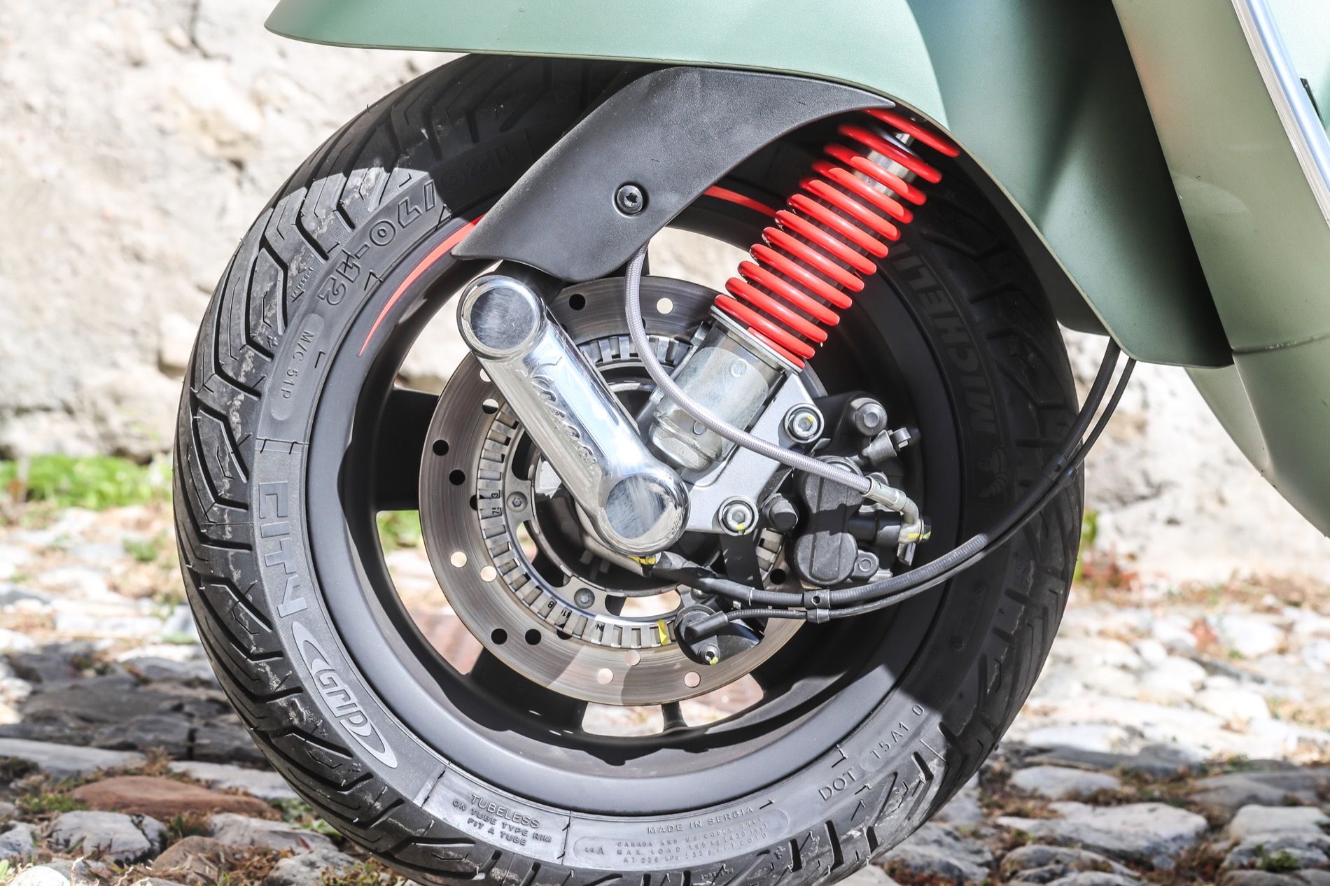 Vespa Sei Giorni, prueba y primeras impresiones