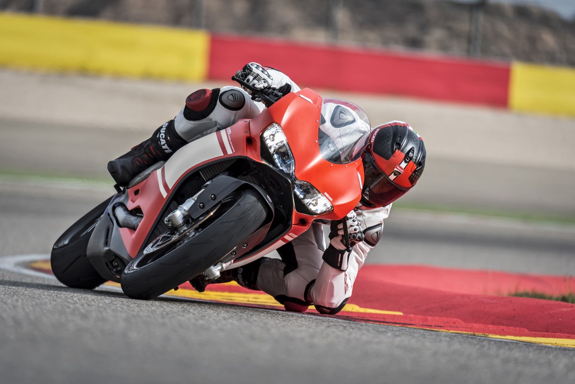 Ducati 1299 Superleggera, prueba