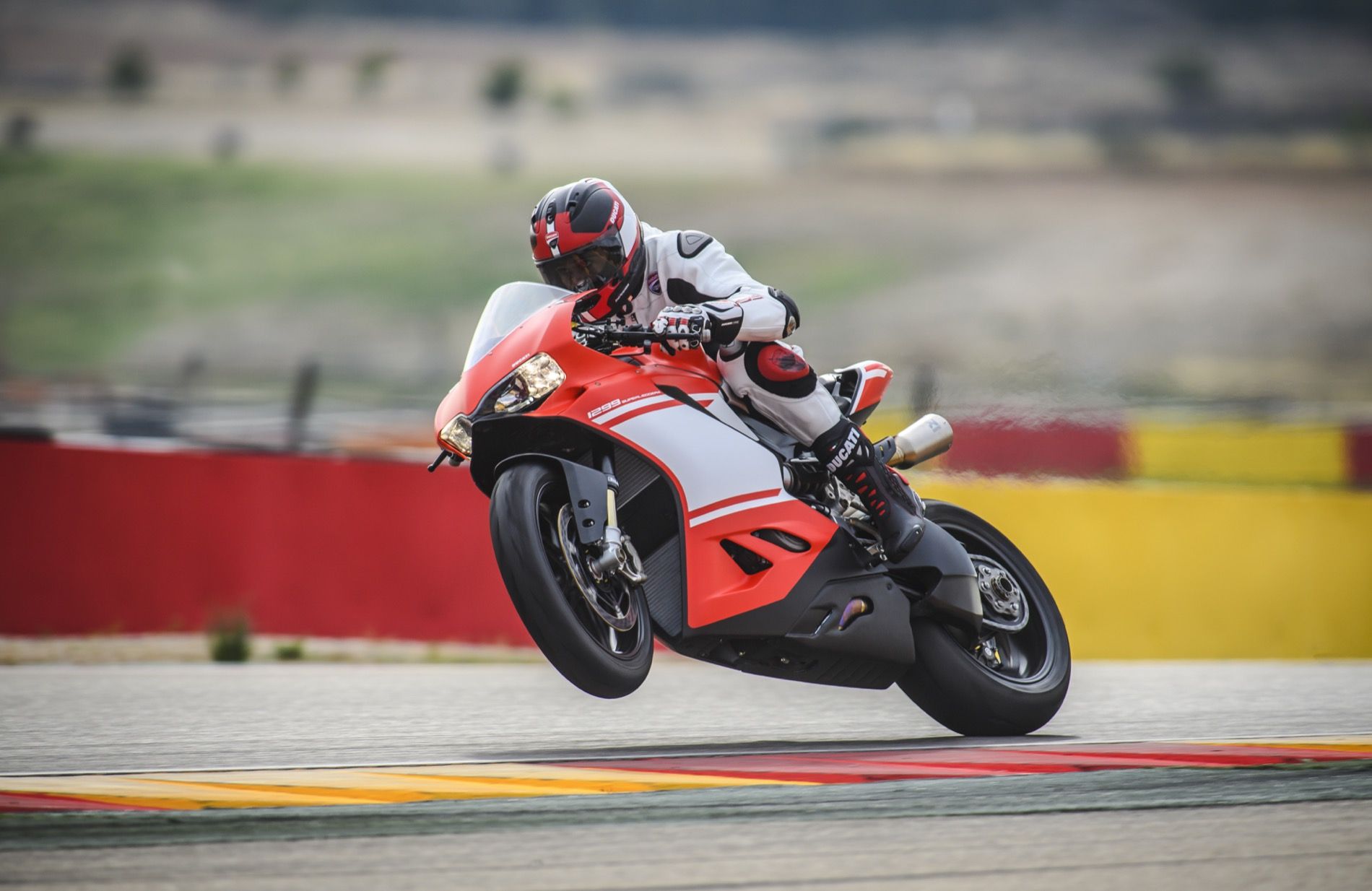 Ducati 1299 Superleggera, prueba