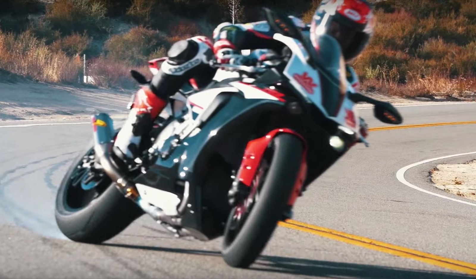 Josh Herrin en "Momentum"
