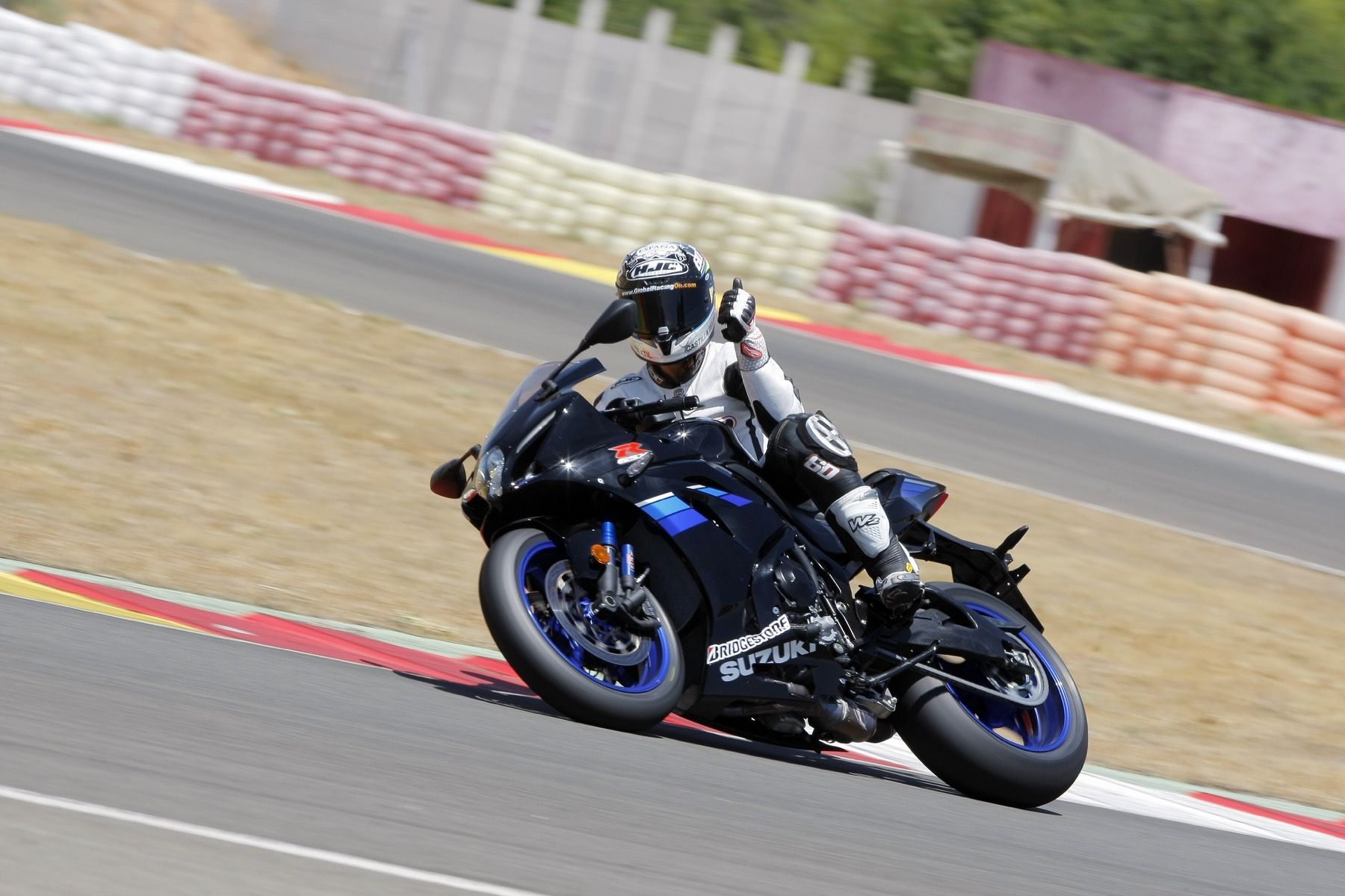 Suzuki GSX-R 1000R, al límite con Julián Simón