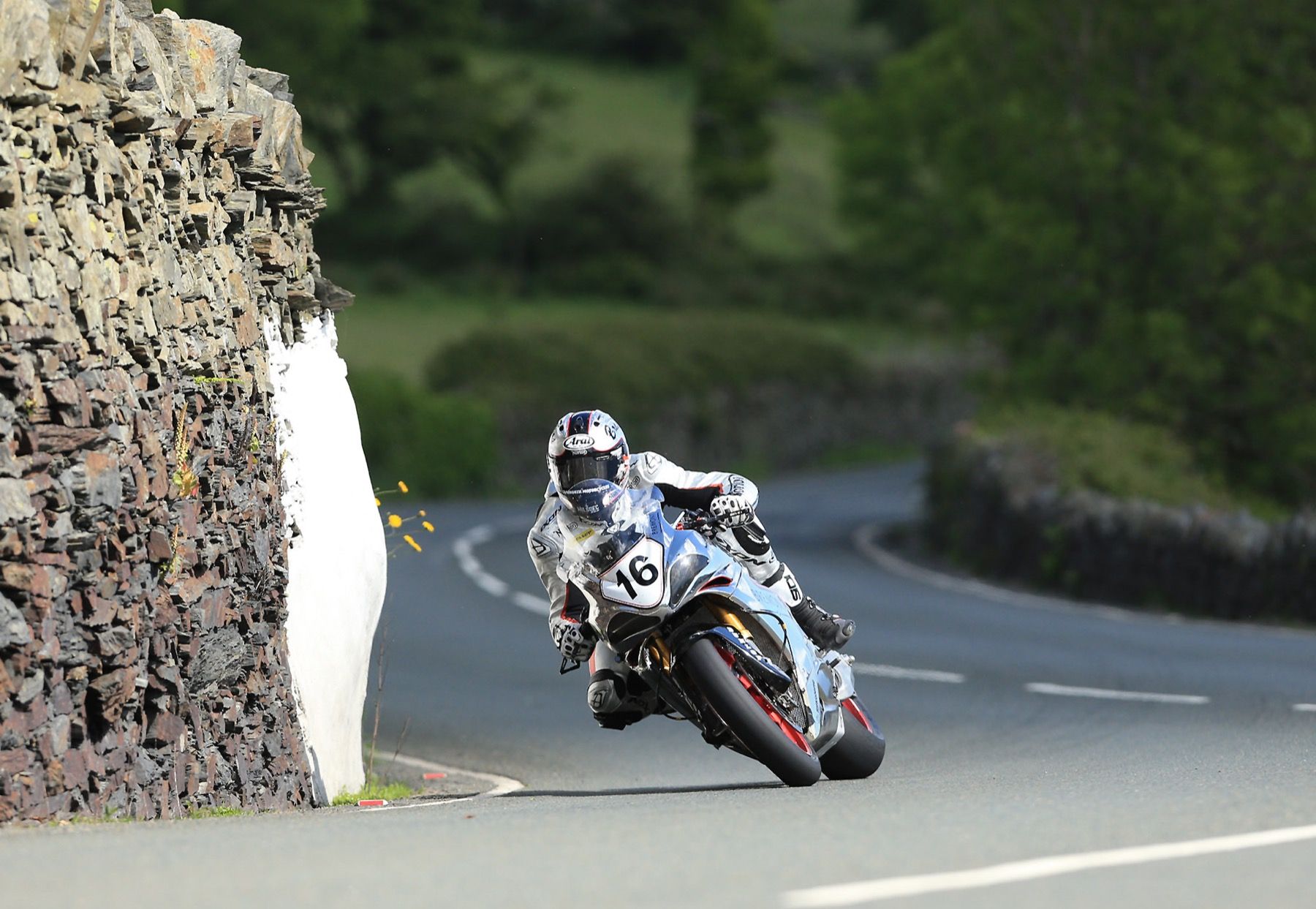 Josh Brookes firma con Norton